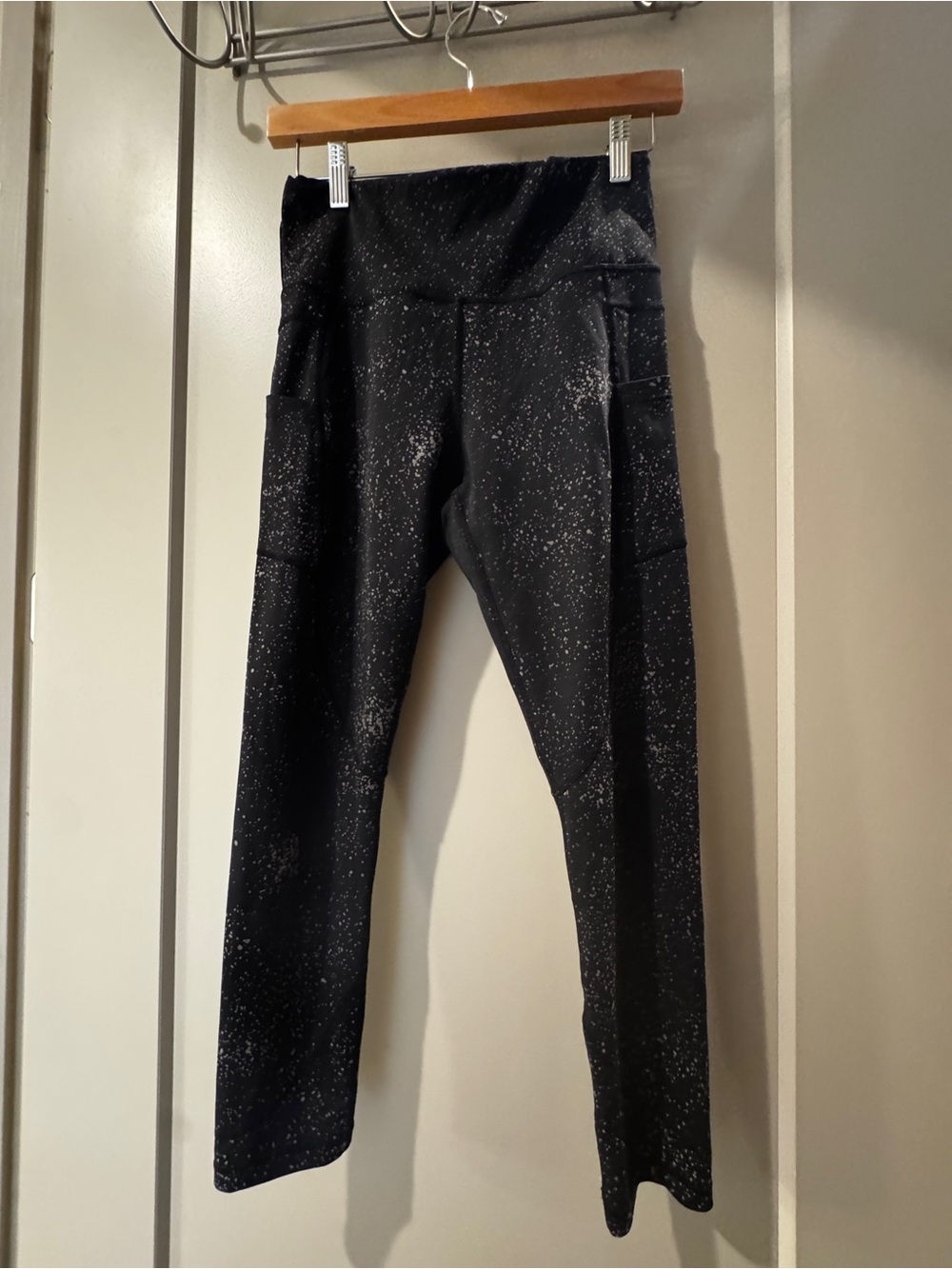 ZYIA Black Speckled Leggings with Side Pockets